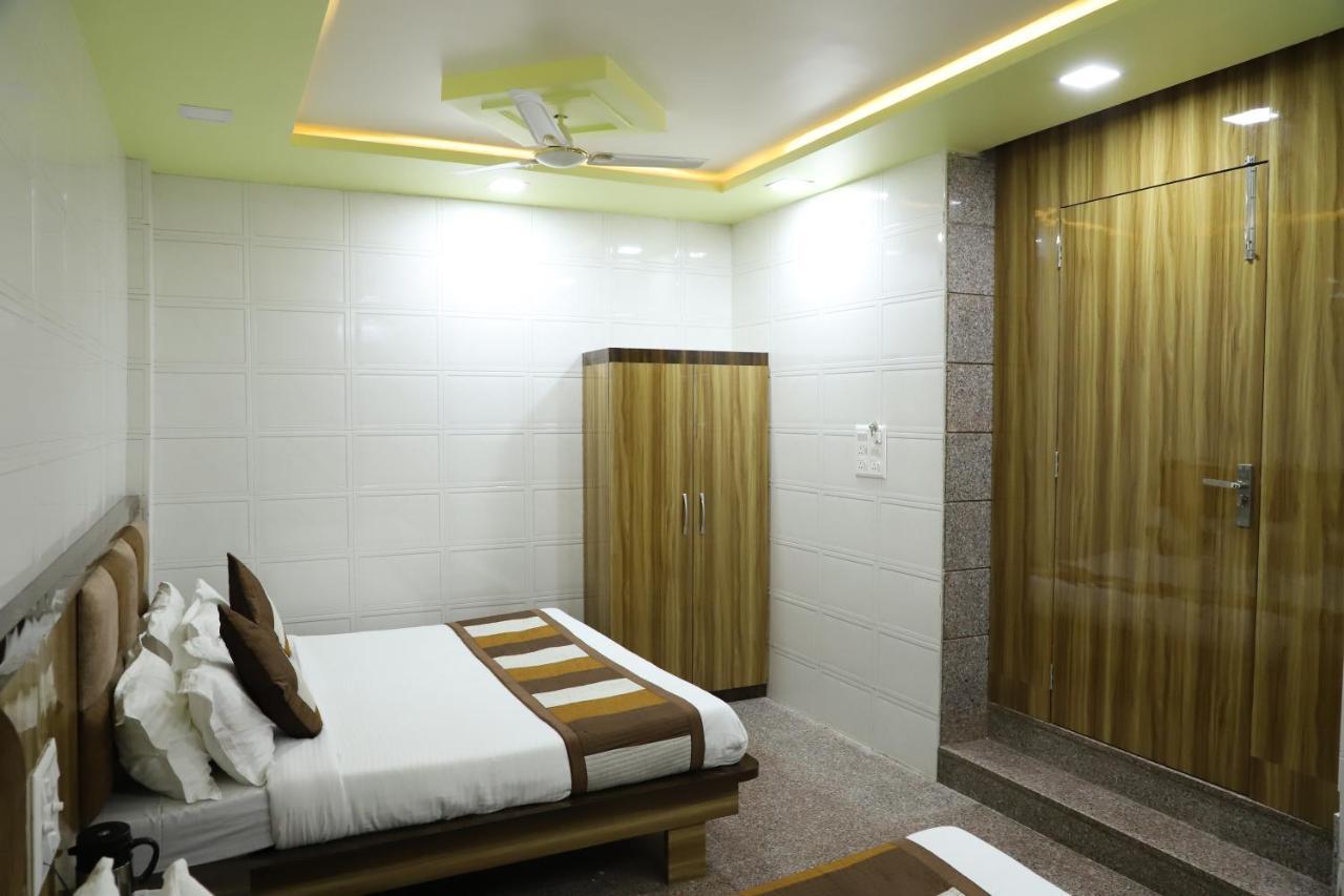 Hotel Sheeba 阿杰梅尔 外观 照片